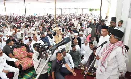 നഗരം ഈദുൽ ഫിത്വർ ആഘോഷിച്ചു