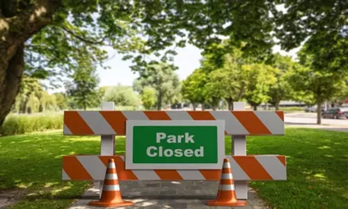 മസ്കത്തിലെ പാർക്കുകളും അടച്ചു