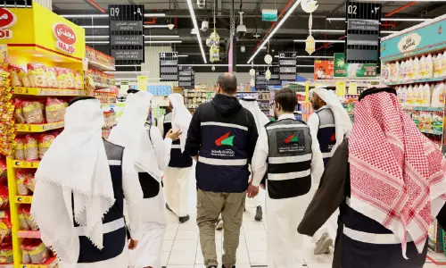 വാണിജ്യ വ്യവസായ മന്ത്രാലയം പരിശോധന തുടരുന്നു