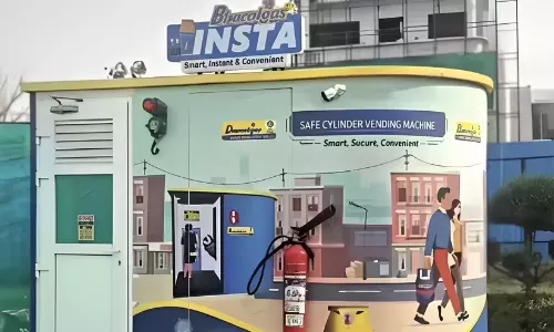 ഗ്യാസ് തീർന്നോ? വിഷമിക്കേണ്ട, തൊട്ടടുത്ത എ.ടി.എമ്മിൽ പോയി സിലിണ്ടർ വാങ്ങാം; പുതിയ പദ്ധതിയുമായി ബി.പി.സി.എൽ