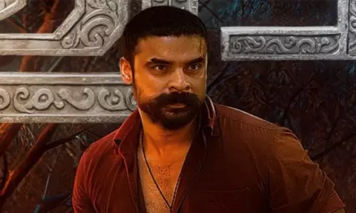 ടൊവിനോ തോമസിന്‍റെ പള്ളിച്ചട്ടമ്പിയുടെ റിലീസ് മാറ്റിവെച്ചു; ടീസർ ഇന്ന് പുറത്തിറങ്ങും