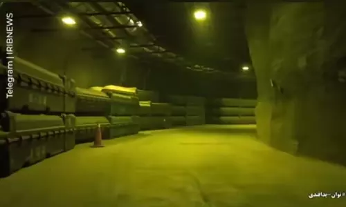 ‘ഇതുവരെ കണ്ടത് മഞ്ഞുമലയുടെ ഒരറ്റം മാത്രം’; ഹുർമൂസ് കടലിടുക്ക് ഭീഷണിക്ക് പിന്നാലെ ഭൂഗർഭ നിലയത്തിലെ ആയുധശേഖരത്തിന്റെ വിഡിയോ പുറത്തു വിട്ട് ഇറാൻ