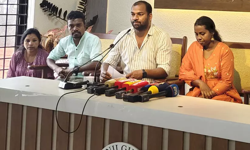 ആദിവാസി-ദലിത് സംഘടനകളുടെ പിന്തുണ യു.ഡി.എഫിന് ആദിവാസി-ദലിത് സംഘടനകളുടെ പിന്തുണ യു.ഡി.എഫിന്