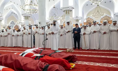 ഹെ​ലി​കോ​പ്ട​ർ അ​പ​ക​ടം; വീ​ര​മൃ​ത്യു വ​രി​ച്ച സൈ​നി​ക​ർ​ക്ക്   വി​കാ​ര​നി​ർ​ഭ​ര​മാ​യ വി​ട