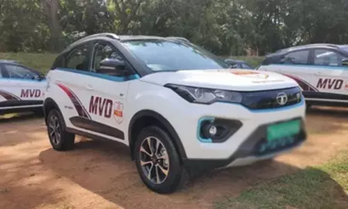 സർവത്ര നിയമലംഘനം; വാഹനവകുപ്പ് കണ്ണടക്കുന്നു