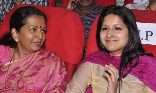 കുടുംബത്തിലെ സ്നേഹത്തിന്റെ ആഴം വെളിപ്പെടുത്തി വിജയ്‍യുടെ അമ്മയുടെ വാക്കുകൾ, സംഗീതയോടും മക്കളോടുമുള്ള കരുതലിന്‍റെ  സാക്ഷ്യം...