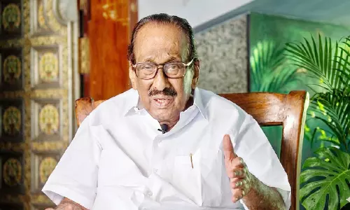 ഇ.എം.എസിനെ വിറപ്പിച്ച ‘വി.എസ്’