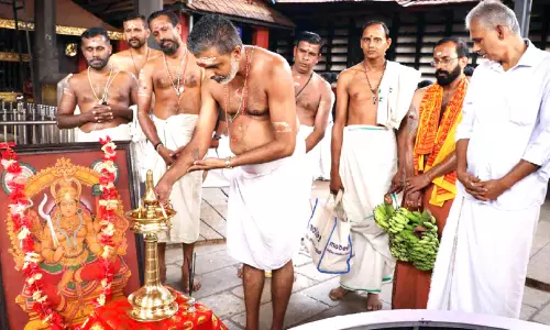 തിരുമാന്ധാംകുന്നിന് ഇന്ന് മുതൽ പൂരലഹരിയുടെ നാളുകൾ