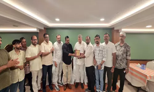 യൂസഫ് മമ്പാട്ട് മൂലക്ക് യാത്രയയപ്പ് നൽകി