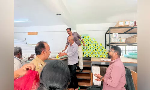 പ്രിന്റിങ് സ്ഥാപനങ്ങളിൽ പരിശോധന; 1000 കിലോ നിരോധിത സാമഗ്രികള്‍ പിടിച്ചെടുത്തു