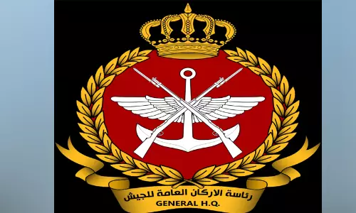 ചൊവ്വാഴ്ച കനത്ത  ആക്രമണം; പ്രതിരോധിച്ച് സേന