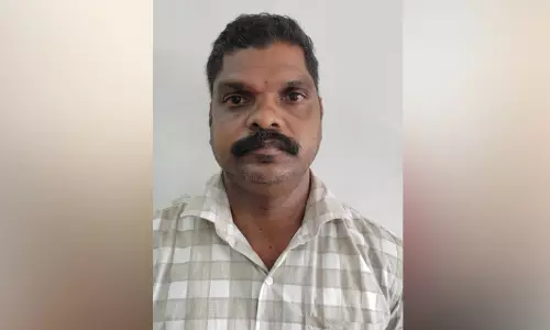 വിദേശ വനിതയുടെ ബാഗിൽ നിന്നും പണം മോഷ്ടിച്ച ബോട്ട് ജീവനക്കാരൻ പിടിയിൽ