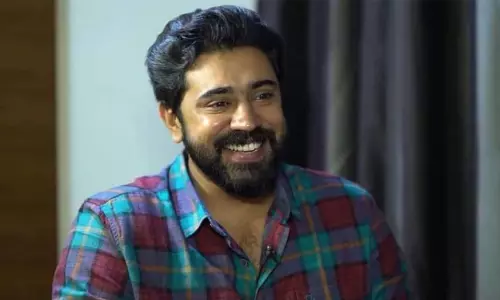 ഒടിഞ്ഞ കാലും തകർന്ന ഹൃദയവുമായി ഒറ്റക്ക് വഴിവെട്ടി വന്നവൻ; നിവിൻ പോളിയെ നടനാക്കിയ ആ ഓഡിഷൻ... ഒടിഞ്ഞ കാലും തകർന്ന ഹൃദയവുമായി ഒറ്റക്ക് വഴിവെട്ടി വന്നവൻ; നിവിൻ പോളിയെ നടനാക്കിയ ആ ഓഡിഷൻ...