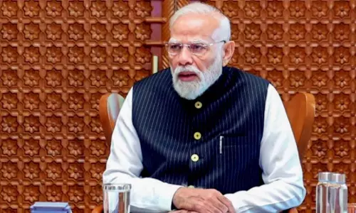 യുദ്ധപ്രതിസന്ധി മറികടക്കാൻ മാസ്റ്റർ പ്ലാൻ; 7 ഉന്നതാധികാര സംഘങ്ങളെ നിയോഗിച്ച് കേന്ദ്രം യുദ്ധപ്രതിസന്ധി മറികടക്കാൻ മാസ്റ്റർ പ്ലാൻ; 7 ഉന്നതാധികാര സംഘങ്ങളെ നിയോഗിച്ച് കേന്ദ്രം