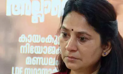 വ്യക്തിഹത്യയുടെ അങ്ങേയറ്റമാണിത്, വിതുമ്പിക്കരഞ്ഞ് പ്രതിഭ; യു.ഡി.എഫ് നേതാവിനെതിരെ പരാതി നൽകും