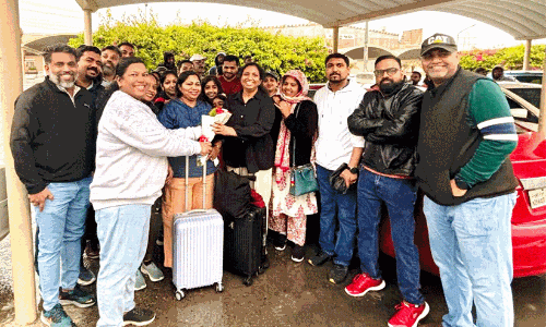 പറന്നു ഇൻഫോകിന്റെ പ്രത്യേക വിമാനം; ആരോഗ്യ പ്രവർത്തകർ കുവൈത്തിൽ എത്തി