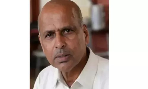 ബൈ​ക്കു​ക​ൾ കൂ​ട്ടി​യി​ടി​ച്ച് ഒ​രു മ​ര​ണം