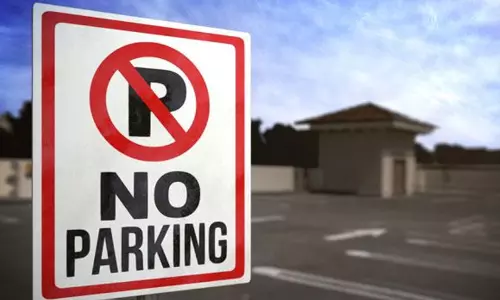 ഐ.​പി.​എ​ല്‍ മ​ത്സ​ര​ങ്ങ​ളു​ടെ മു​ന്നോ​ടി​യാ​യി പാ​ര്‍ക്കി​ങ് നി​യ​ന്ത്ര​ണം