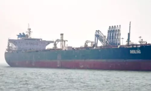 സ​മു​ദ്ര ലൈ​സ​ൻ​സു​ക​ൾ പു​തു​ക്കു​ന്ന​തി​ന് 30 ദി​വ​സ​ത്തെ ഇ​ള​വ്