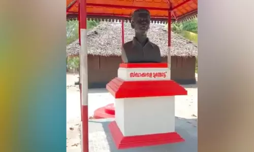 കൃഷ്ണപിള്ള സ്മാരകത്തിന് വീണ്ടും തീപിടിക്കുന്നു കൃഷ്ണപിള്ള സ്മാരകത്തിന് വീണ്ടും തീപിടിക്കുന്നു