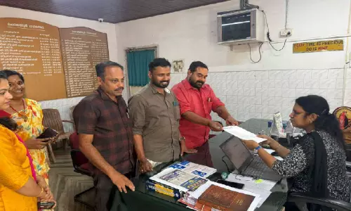 ചെങ്ങന്നൂര് മിനി സിവില് സ്റ്റേഷനില് വെള്ളമില്ലാതെ രണ്ടര ആഴ്ച ചെങ്ങന്നൂര് മിനി സിവില് സ്റ്റേഷനില് വെള്ളമില്ലാതെ രണ്ടര ആഴ്ച