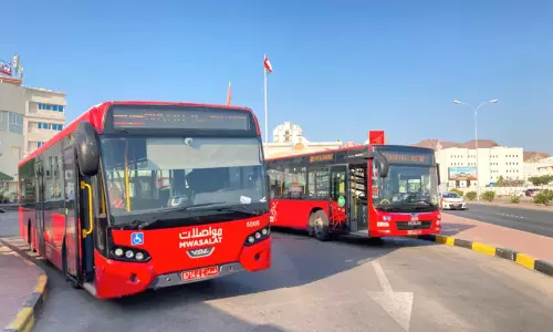 മസ്‌കത്തിൽ ബസ് സർവിസുകൾ നിർത്തിവെച്ചു