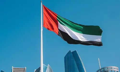 അബൂദബിയിൽ മിസൈൽ അവശിഷ്ടങ്ങൾ വീണ് രണ്ട് മരണം