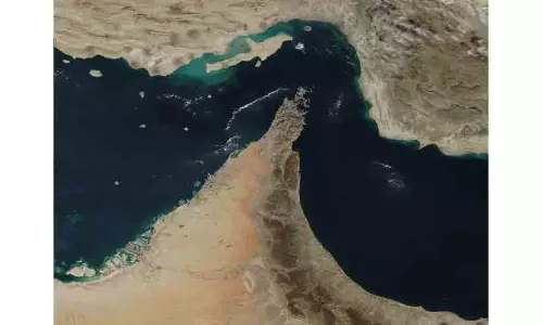 ഹുർമുസ്: കടുപ്പിച്ച് ഇറാനും യു.എസും