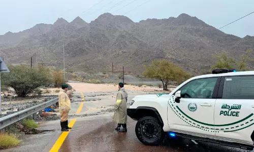 റോഡ് സുരക്ഷ ഉറപ്പാക്കാൻ പൊലീസ് സജീവം