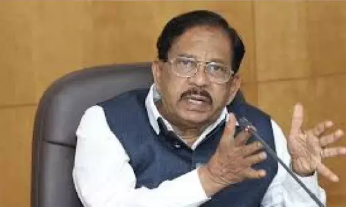 അ​നി​ഷ്ട സം​ഭ​വ​ങ്ങ​ൾ ഉ​ണ്ടാ​കാ​തി​രി​ക്കാ​ൻ ഉ​ദ്യോ​ഗ​സ്ഥ​ർ​ക്ക് നി​ർ​ദേ​ശം ന​ൽ​കി- ആ​ഭ്യ​ന്ത​ര​മ​ന്ത്രി