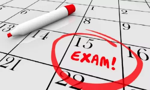 മുടങ്ങിയ കേരള സിലബസ് പരീക്ഷ; ആശങ്കയിൽ വിദ്യാർഥികൾ മുടങ്ങിയ കേരള സിലബസ് പരീക്ഷ; ആശങ്കയിൽ വിദ്യാർഥികൾ