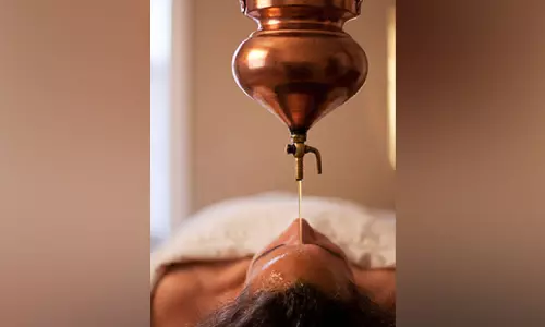 ശിരോധാര: സമ്മർദമകറ്റാൻ ആയുർവേദ വഴി