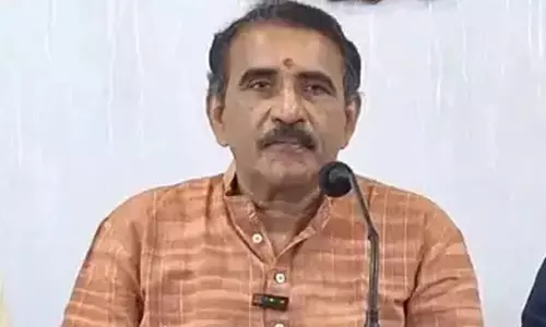 ബി. ഗോപാലകൃഷ്ണന്‍റെ വിദ്വേഷ പരാമർശത്തിൽ എന്ത് നടപടിയാണ് തെരഞ്ഞെടുപ്പ് കമീഷൻ സ്വീകരിച്ചത്? - ഹൈകോടതി