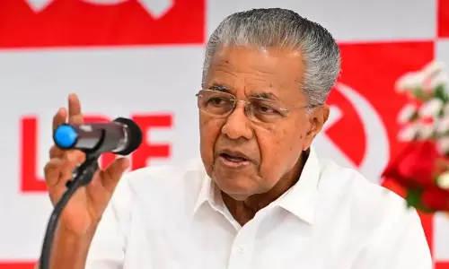 ചില്ലറ വോട്ടിന് വേണ്ടി രാഷ്ട്രീയ ചെറ്റത്തരം ഞങ്ങൾ കാണിക്കാറില്ല, നാണം കെട്ട് ഒരുപാട് കൂട്ടുകെട്ടുകൾക്ക് പുറകെ പോയവരാണ് കോൺഗ്രസ്- പിണറായി വിജയൻ