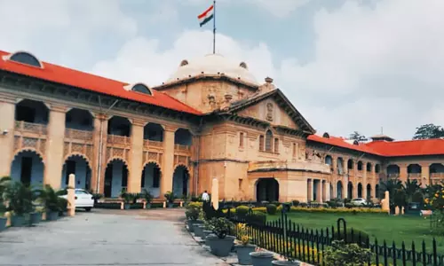 വിവാഹിതനായ പുരുഷൻ മറ്റൊരു സ്ത്രീയുടെ കൂടെ കഴിയുന്നത് കുറ്റമല്ല- അലഹബാദ് ഹൈകോടതി