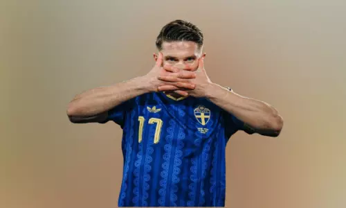 ഒരു കളിയരികെ ലോകകപ്പ് ടിക്കറ്റ് ഒരു കളിയരികെ ലോകകപ്പ് ടിക്കറ്റ്