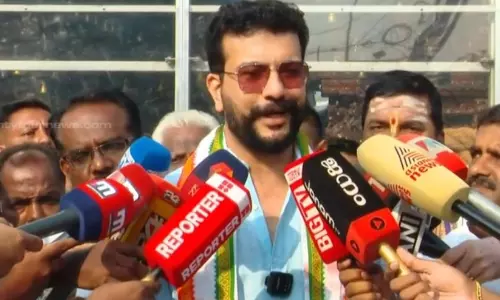 ലൈംഗിക പീഡന പരാതി നേരിടുന്ന പാലക്കാട് കോൺഗ്രസ് കൗൺസിലർ പ്രശോഭുമായി ബന്ധമില്ല -രമേശ് പിഷാരടി