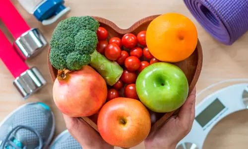 ഈ മൂന്ന് കാര്യങ്ങൾ ഒരുമിച്ച് ശീലിക്കുന്നത് ഹൃദയാഘാതം കുറയ്ക്കും; എട്ടു വർഷത്തെ പഠനത്തിന്റെ നിഗമനം ഗവേഷകർ പങ്കുവെക്കുന്നു ഈ മൂന്ന് കാര്യങ്ങൾ ഒരുമിച്ച് ശീലിക്കുന്നത് ഹൃദയാഘാതം കുറയ്ക്കും; എട്ടു വർഷത്തെ പഠനത്തിന്റെ നിഗമനം ഗവേഷകർ പങ്കുവെക്കുന്നു