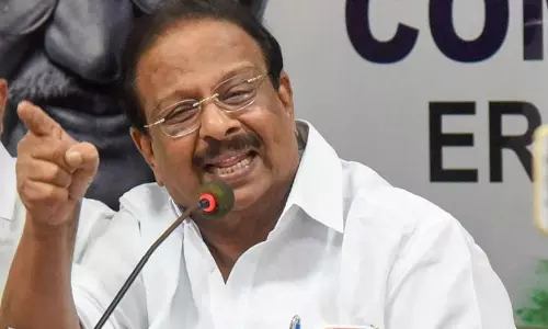 രാഹുൽഗാന്ധി ചില ഉറപ്പുകൾ നൽകി, അത് പ്രാവർത്തികമാക്കിയാലും ഇല്ലെങ്കിലും സന്തോഷം -കെ. സുധാകരൻ രാഹുൽഗാന്ധി ചില ഉറപ്പുകൾ നൽകി, അത് പ്രാവർത്തികമാക്കിയാലും ഇല്ലെങ്കിലും സന്തോഷം -കെ. സുധാകരൻ