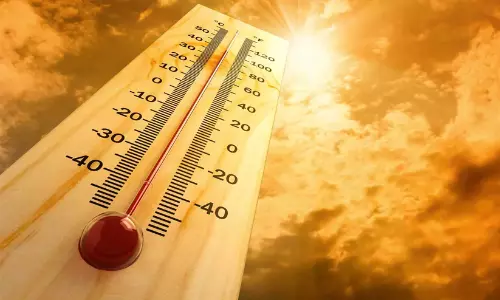 ചൂട്: നിർദേശങ്ങളുമായി ആരോഗ്യവകുപ്പ് ചൂട്: നിർദേശങ്ങളുമായി ആരോഗ്യവകുപ്പ്