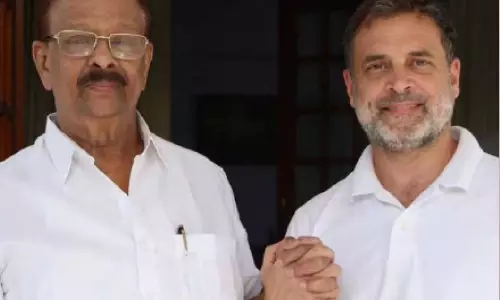 രാഹുലിനെ കണ്ട് സുധാകരൻ; രമേശ് ചെന്നിത്തല മുഖ്യമന്ത്രിയാകണം രാഹുലിനെ കണ്ട് സുധാകരൻ; രമേശ് ചെന്നിത്തല മുഖ്യമന്ത്രിയാകണം