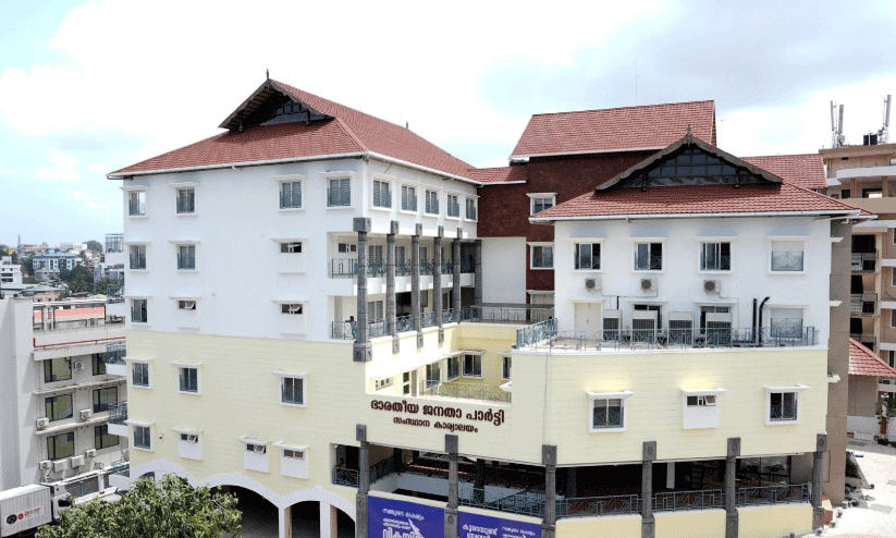 ബി.ജെ.പിയുടെ ഇടം പരിമിതമാണ് ബി.ജെ.പിയുടെ ഇടം പരിമിതമാണ്