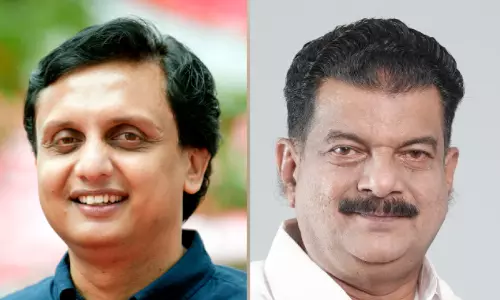 തീരമണയാൻ മത്സരയോളം    തീരമണയാൻ മത്സരയോളം