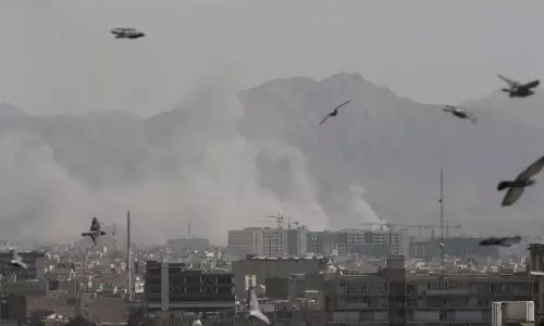 മി​സൈ​ലാ​ക്ര​മ​ണം; ദൃ​ശ്യ​ങ്ങ​ൾ പ​ക​ർ​ത്തി​യാ​ൽ ക​ർ​ശ​ന ന​ട​പ​ടി​യെ​ന്ന് ആ​ഭ്യ​ന്ത​ര മ​ന്ത്രാ​ല​യം