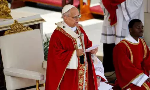 ബൈബിൾ ഉദ്ധരിച്ച് യുദ്ധം ചെയ്യുന്നവരുടെ പ്രാർഥന ദൈവം കേൾക്കില്ല -ലിയോ മാർപ്പാപ്പ