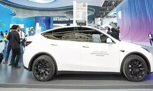 അബൂദബിയിൽ പരിശോധനക്ക്​ കൂടുതൽ സ്മാർട്ട്​ വാഹനങ്ങൾ