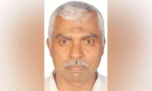 കാഴ്ചയായി, ശബ്ദമായി അവരെ കളിക്കളത്തിലേക്ക് കൈപിടിച്ച സലാം മാഷ് വിരമിച്ചു