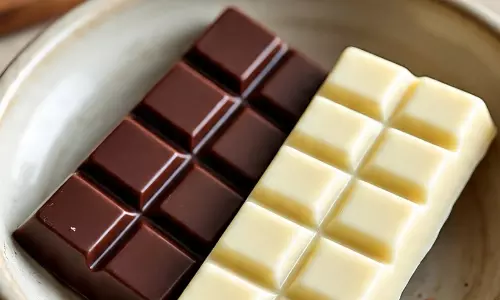 ഡാർക്ക് ചോക്ലേറ്റോ മിൽക്ക് ചോക്ലേറ്റോ: ഏതിനാണ് ഗുണം കൂടുതൽ ?