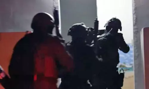 മയക്കുമരുന്ന് കേന്ദ്രത്തിൽ റെയ്ഡ്; ആറു പ്രതികളെ പിടികൂടി