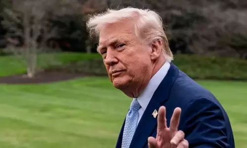 ‘ഇറാനിലെ എണ്ണ പിടിച്ചെടുക്കുകയാണ് ലക്ഷ്യം’; ഖാർഗ് ദ്വീപിന്മേൽ കണ്ണുവെച്ച് ട്രംപ്